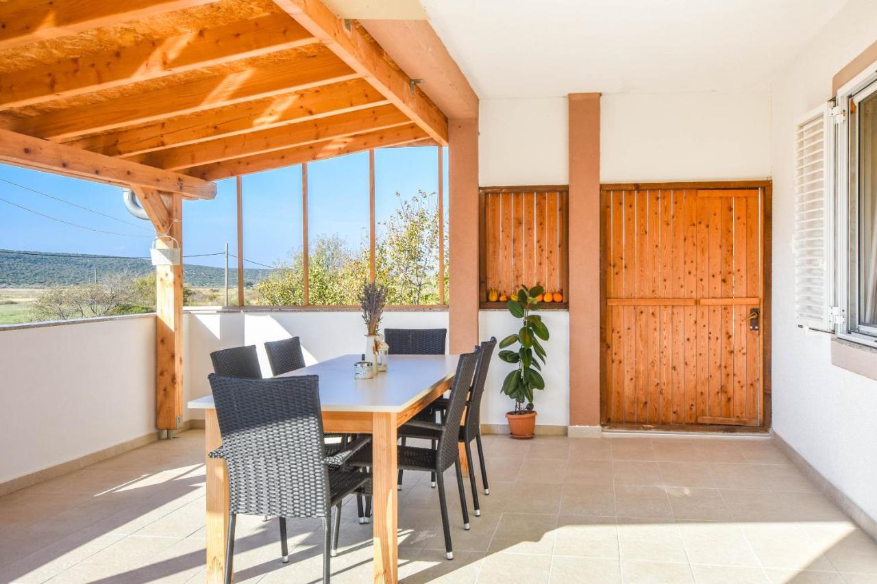 Kuca Za Odmor Lucija Appartement Vrana  Buitenkant foto