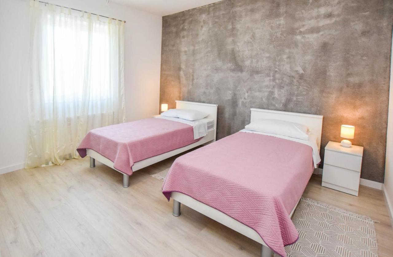 Kuca Za Odmor Lucija Appartement Vrana  Buitenkant foto
