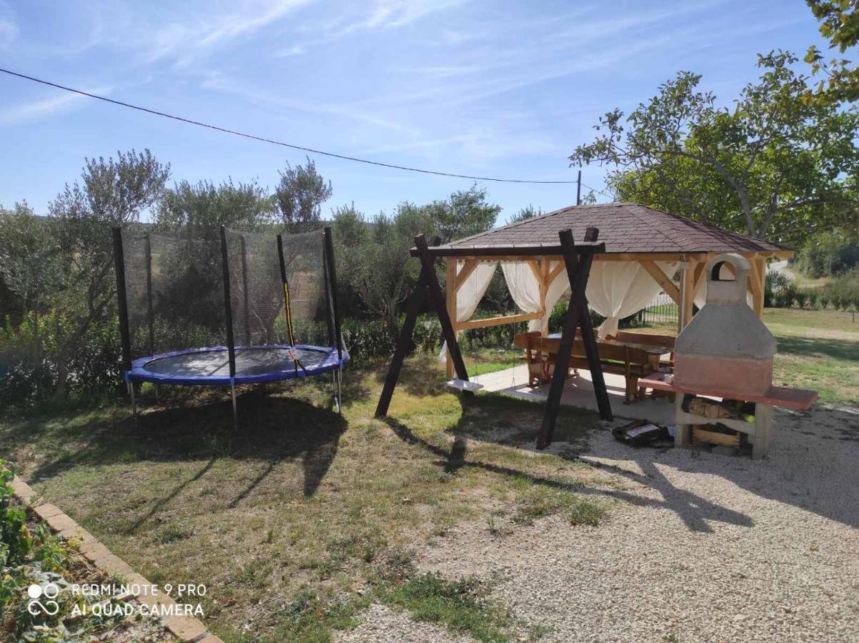 Kuca Za Odmor Lucija Appartement Vrana  Buitenkant foto