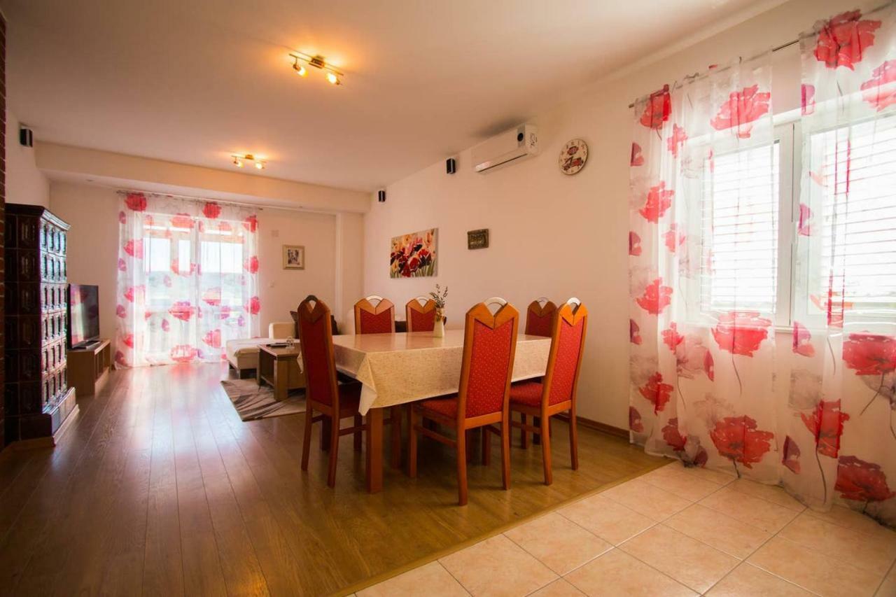 Kuca Za Odmor Lucija Appartement Vrana  Buitenkant foto