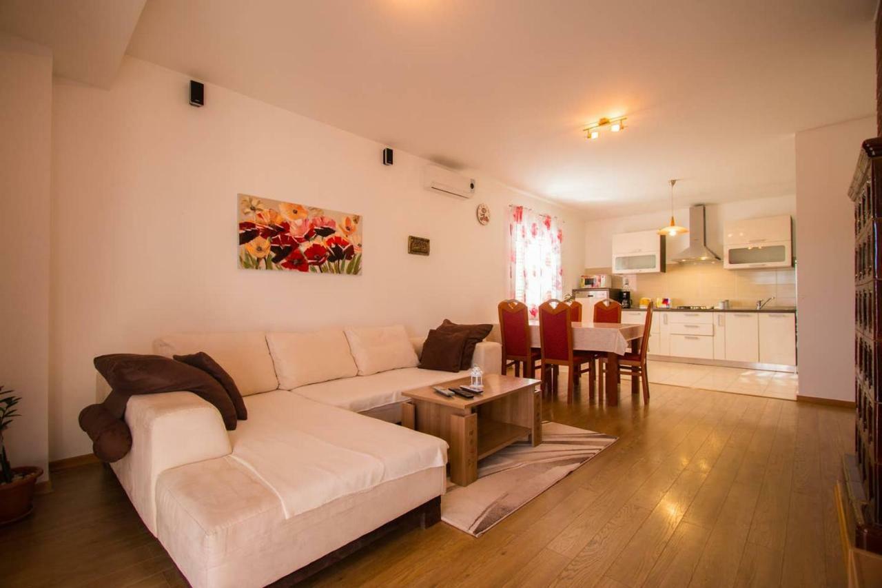 Kuca Za Odmor Lucija Appartement Vrana  Buitenkant foto