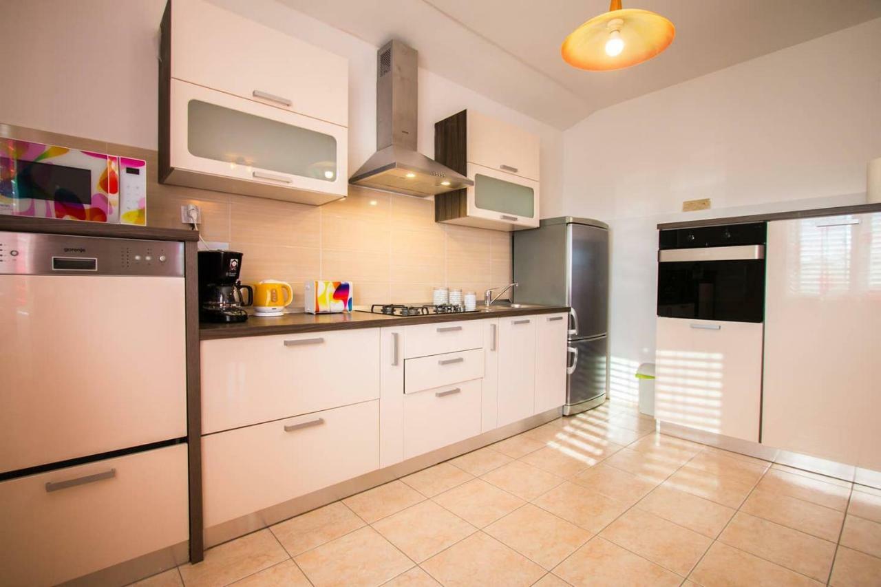 Kuca Za Odmor Lucija Appartement Vrana  Buitenkant foto